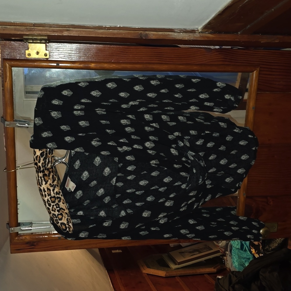 Women's Mossimo fun top